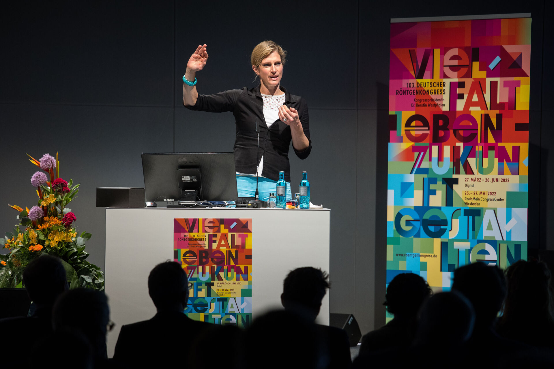 Besucher vor dem RMCC