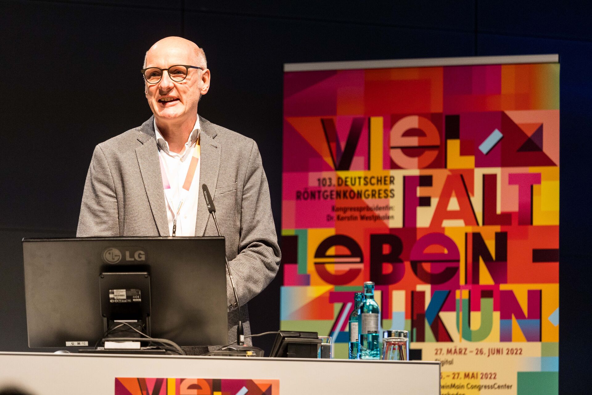 Besucher vor dem RMCC